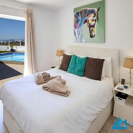 Casa Nostra - Lh195 By Now Ltd * 普拉亚布兰卡